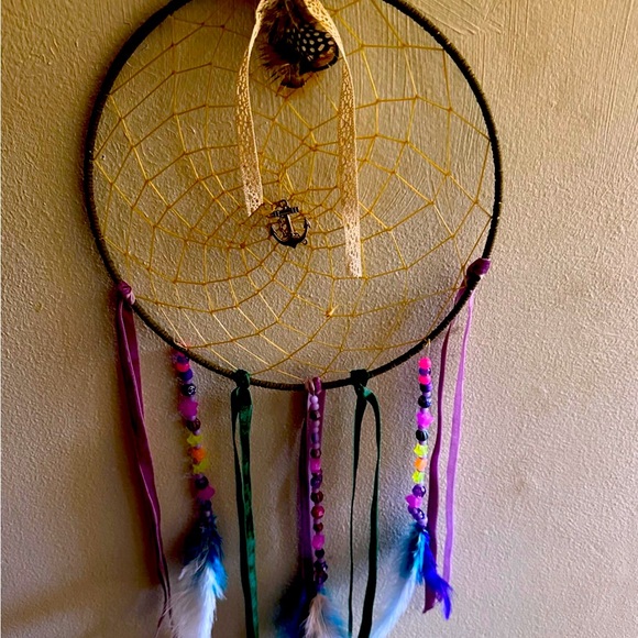 Large handmade Dreamcatcher - Picture 3 of 4
